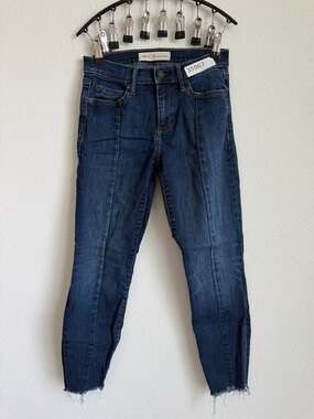 Gap 1969 True Skinny Ankle Dark Wash Pintuck Front Jeans 26P